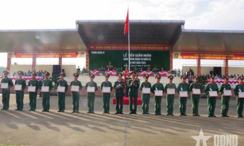一岁小孩可以吃菠萝吗